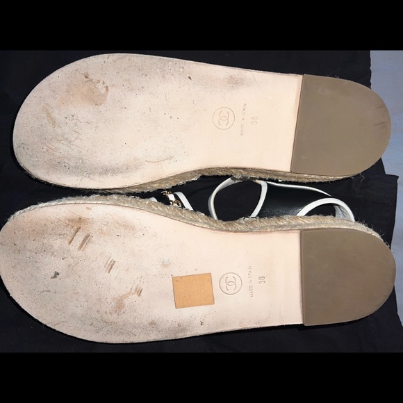 Authentic Chanel sandals - Picture 4 of 4